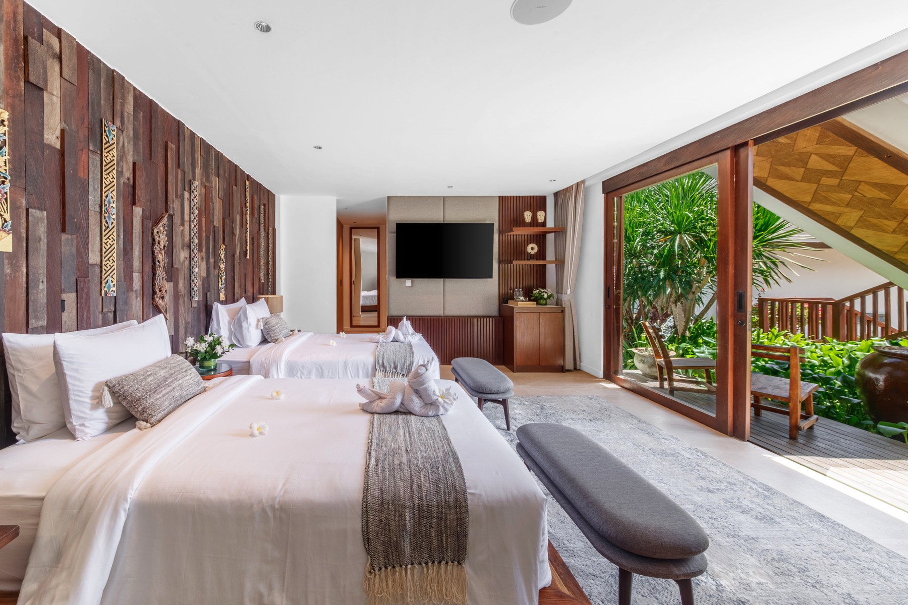 Nyang Nyang suite with two beds