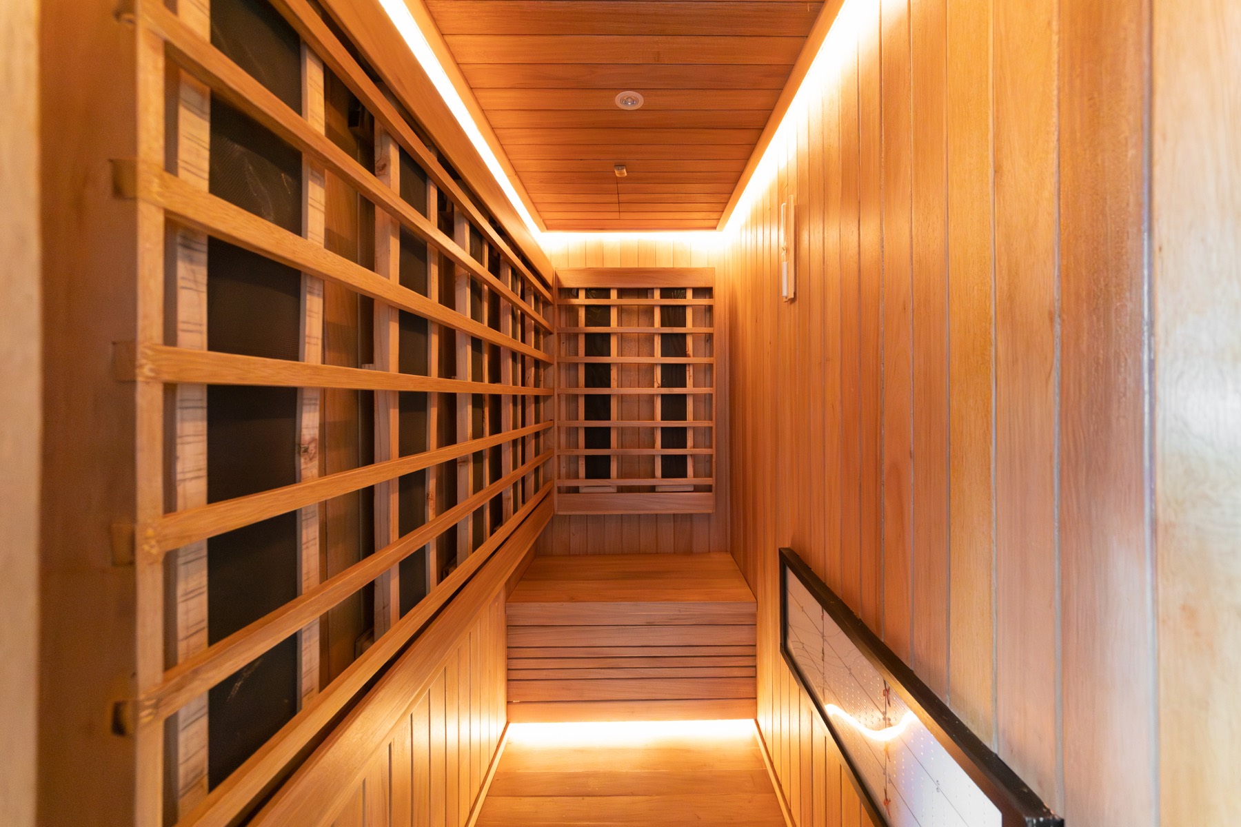 Infrared sauna