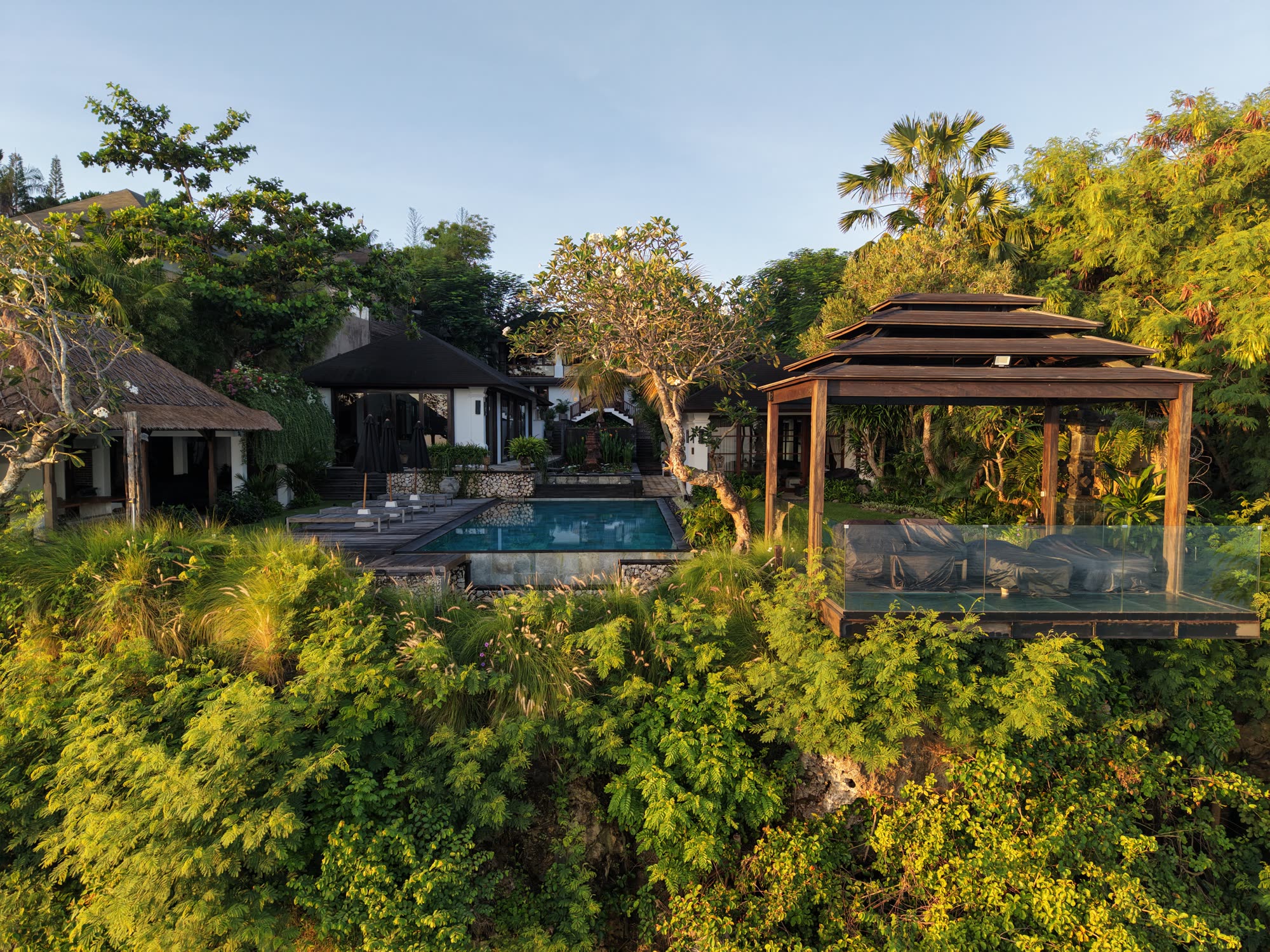 The full Ulu Salila estate from above